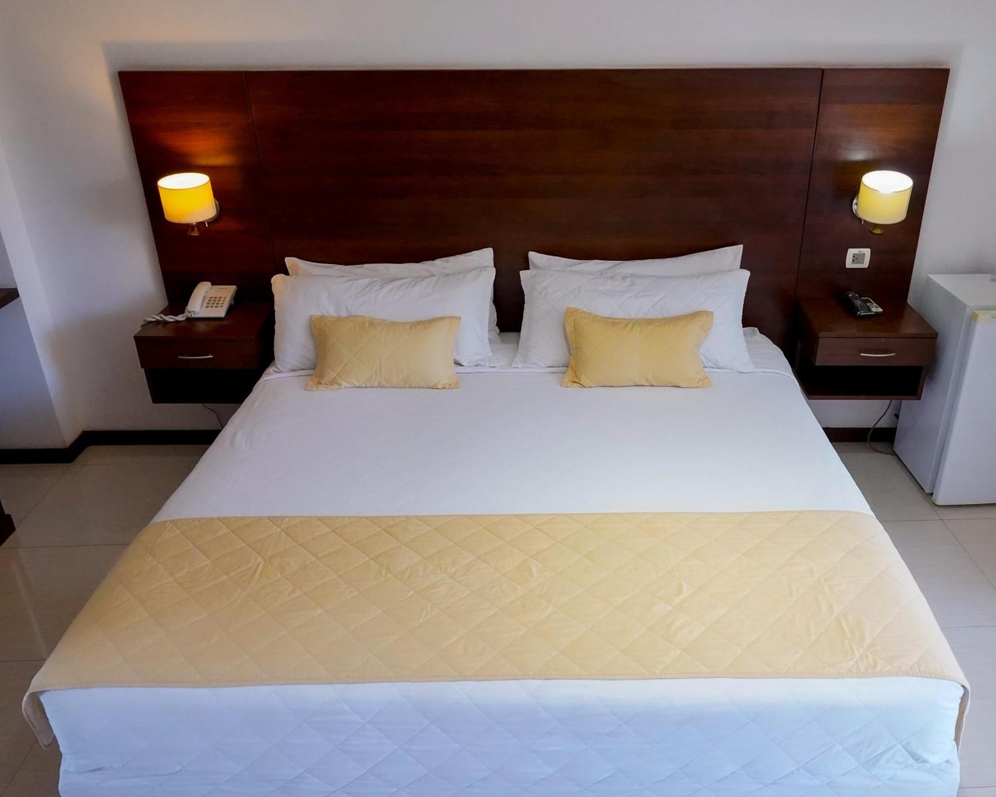 Prince Hotel Santa Cruz de La Sierra Buitenkant foto