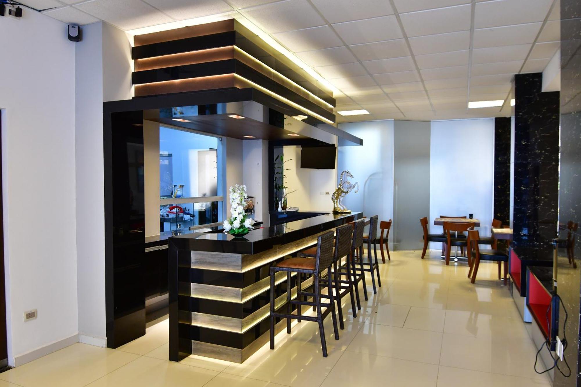 Prince Hotel Santa Cruz de La Sierra Buitenkant foto