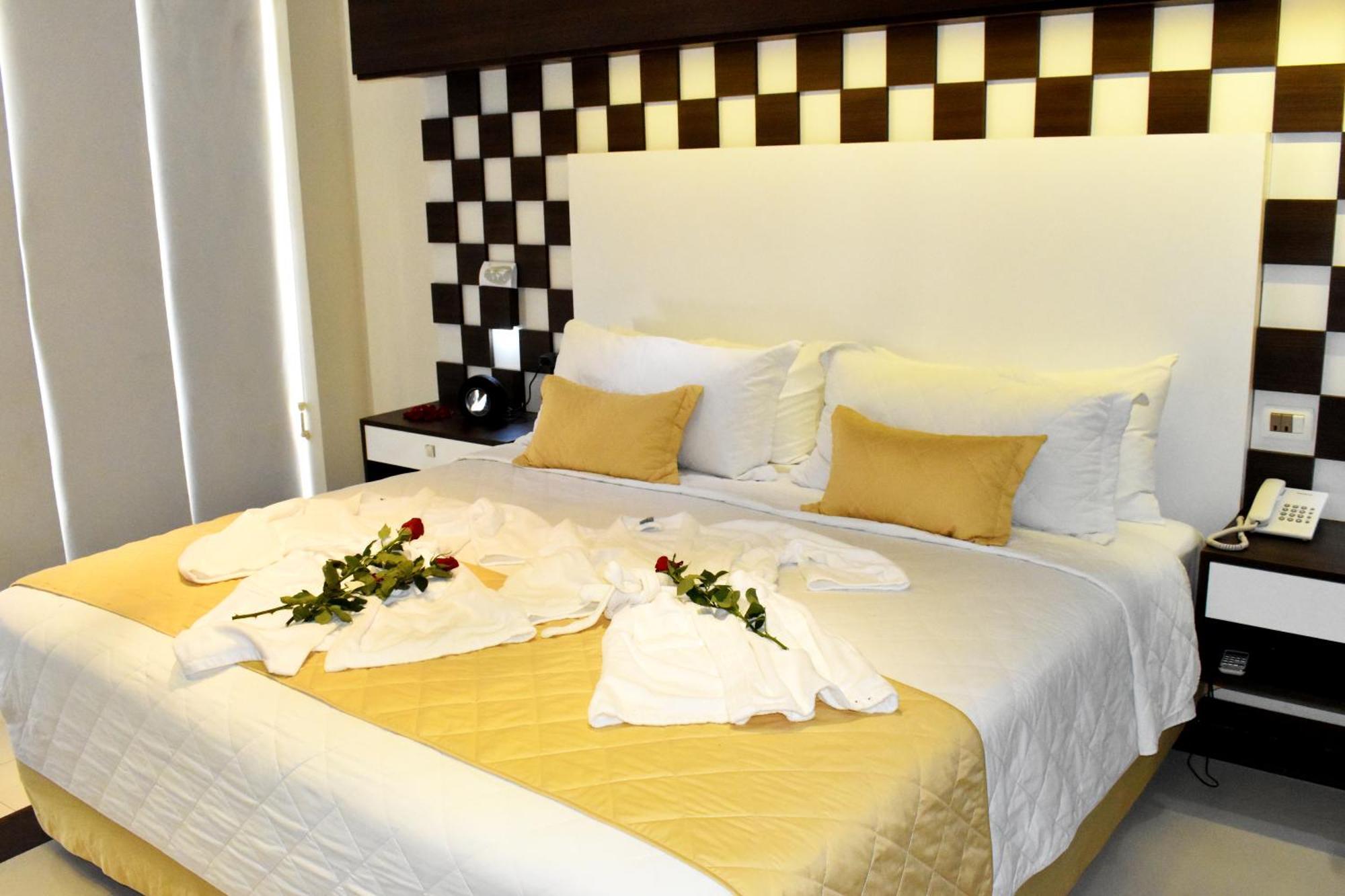 Prince Hotel Santa Cruz de La Sierra Buitenkant foto